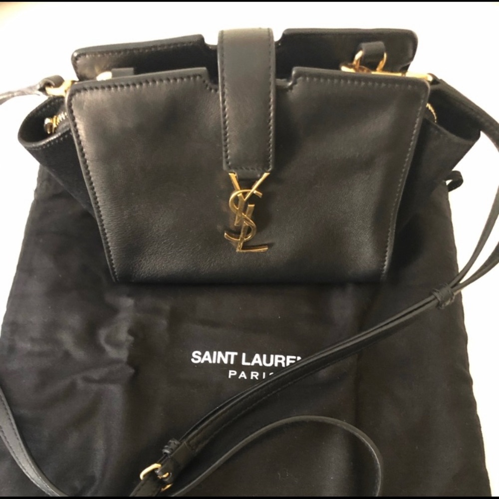 Women’s Yves Saint Laurent Handbag